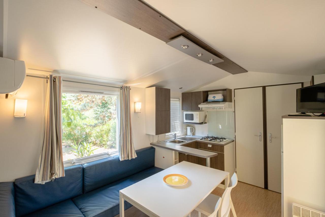 Camping Le Parc Des Monges Auribeau-sur-Siagne Exterior photo