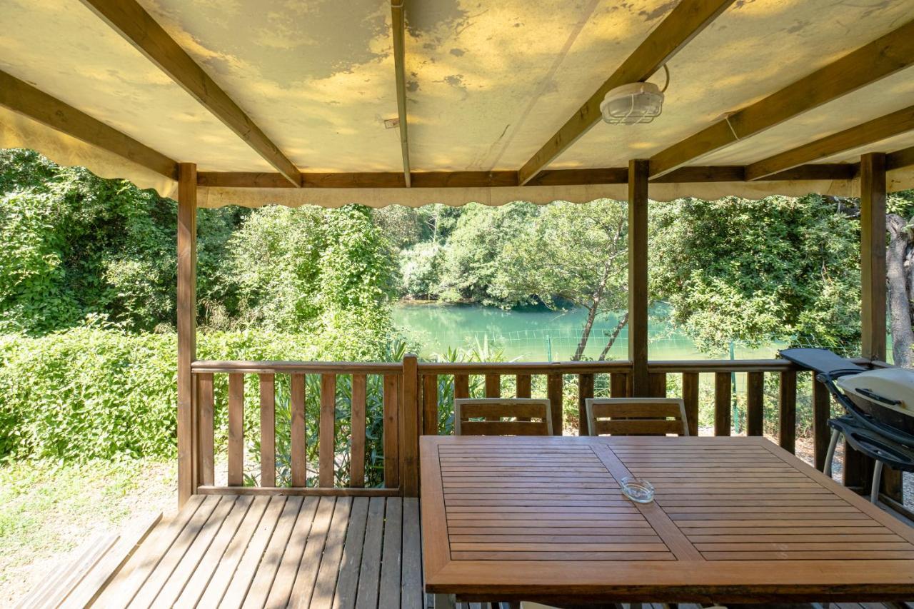 Camping Le Parc Des Monges Auribeau-sur-Siagne Exterior photo